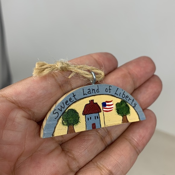 4 piece wooden USA, Sweet Land of Liberty, tiny decorations, vintage, patriotic - Picture 14 of 16